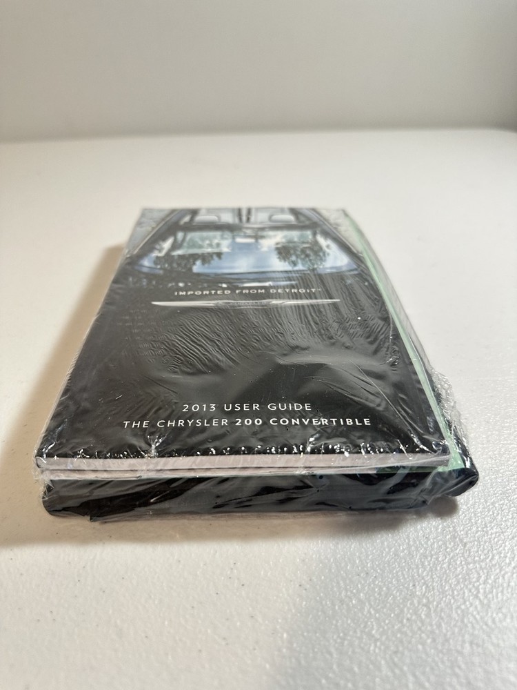 2013 200 Convertible Owners Manual Set Sealed