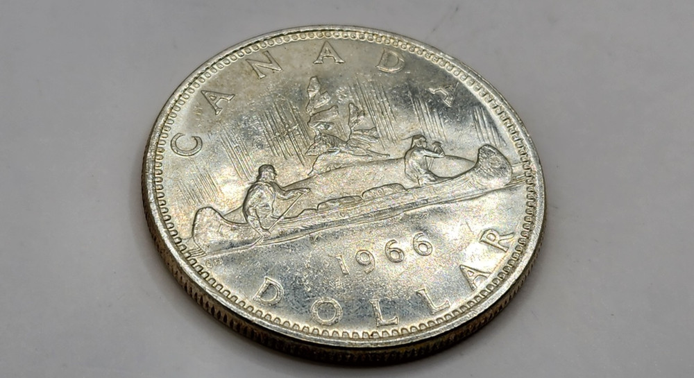1966 Canada 1 Dollar Silver Coin - Large Beads - KM#64.1