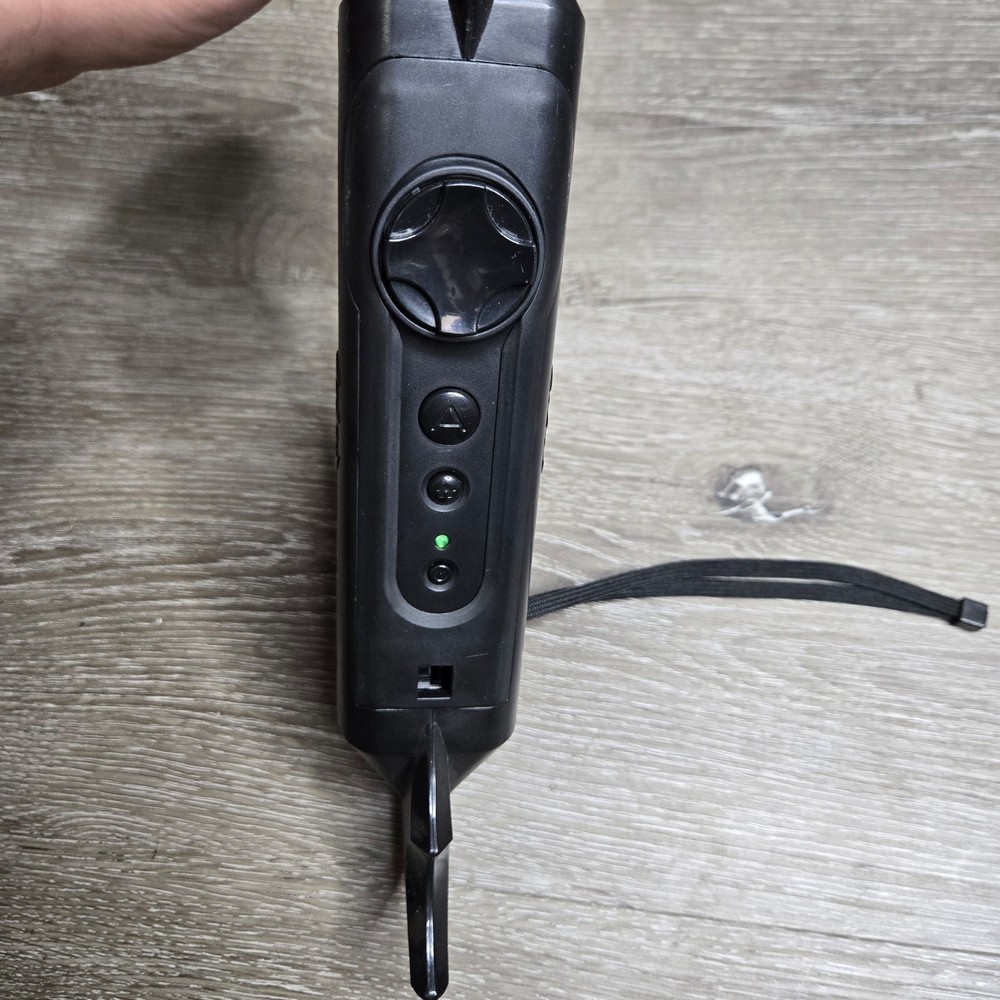 2017 Skyrocket Wii Batman Controller Remote Batwing Batarang Model 01764 Tested