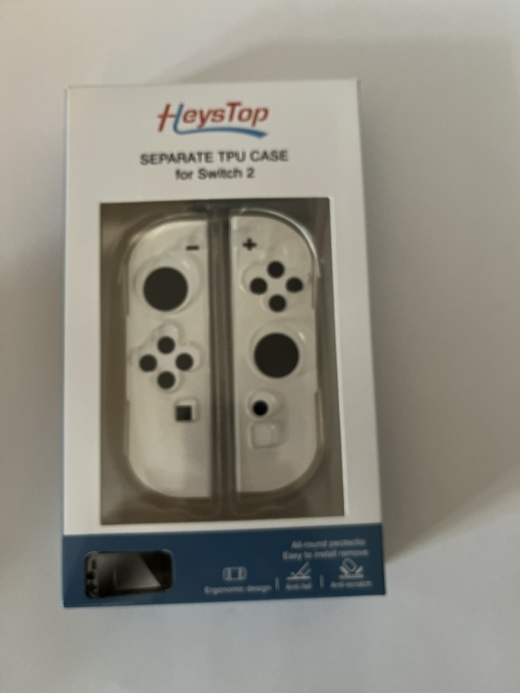 Nintendo Switch Lot of 4 items Switch Dock, Controller Case & Accessories