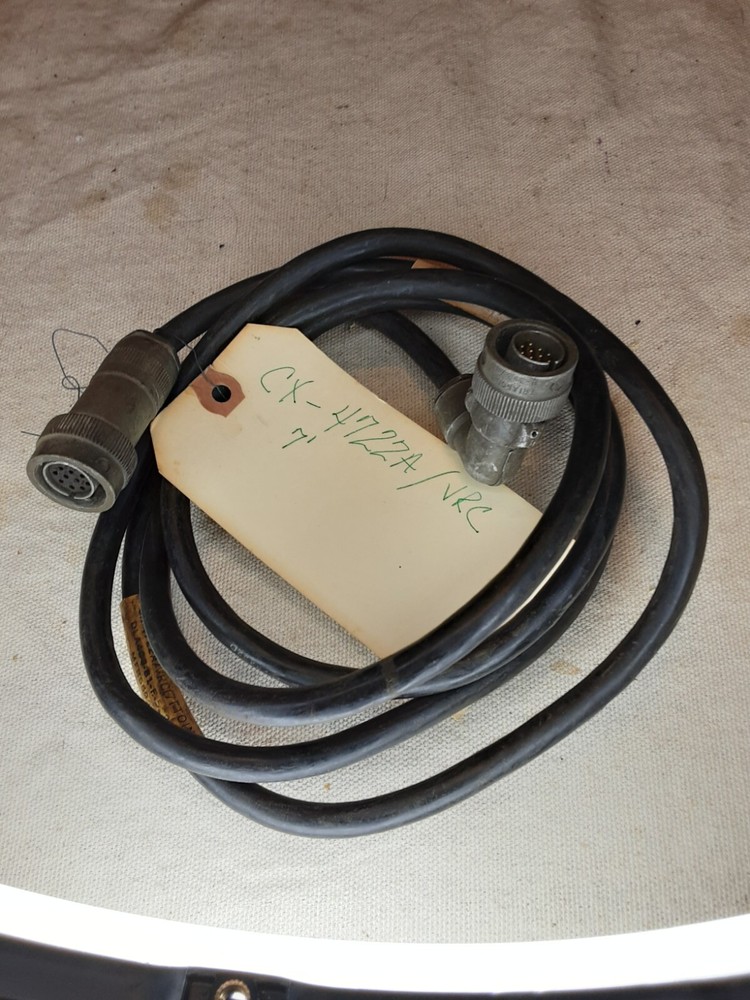 RADIO CX-4722A/VRC 7 FT CABLE