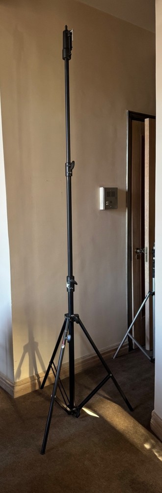 Multiblitz by Manfrotto Studio Light Stand, Leveling Leg, Black - 48" Collapsed