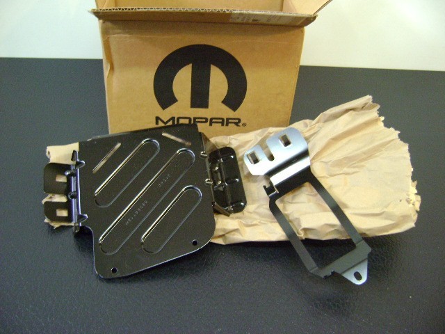CBCGR422AA Mopar Dart 1.4L 2013-2015 Transmission Control Module Bracket OEM