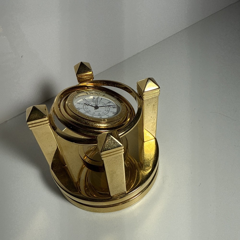 NCR - BENCHMARK QUARTZ DESKTOP SWIVELING CLOCK WITH NCR LOGO, Untested