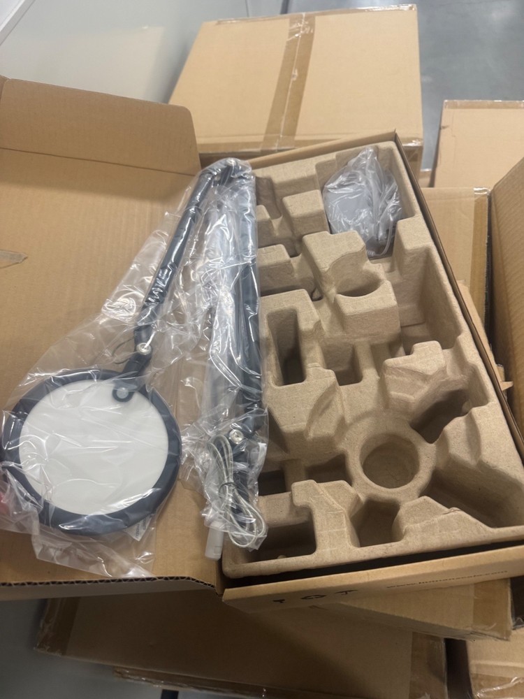 Humanscale ELEMENT Disc Lamp LED Light Disc Technology Base Excellent Condition