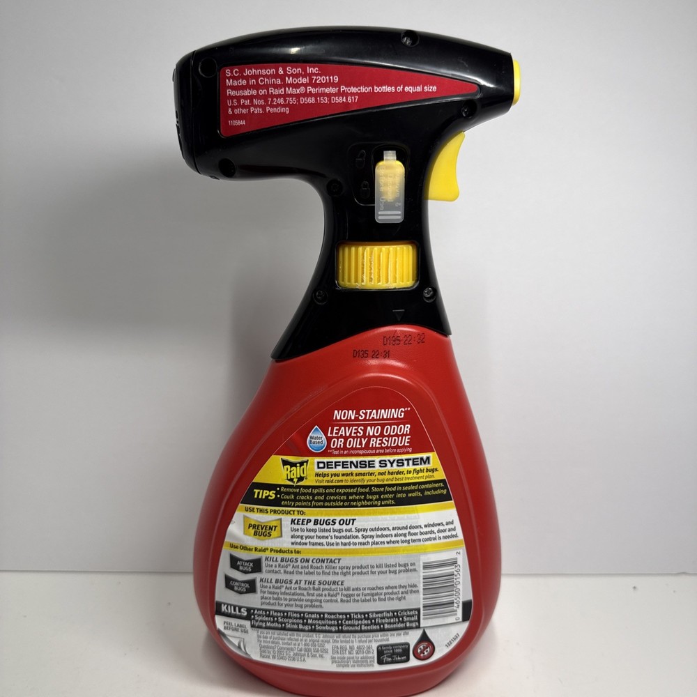 Raid Max Defend Perimeter Protection 30 fl oz Auto Trigger Indoor/Outdoor