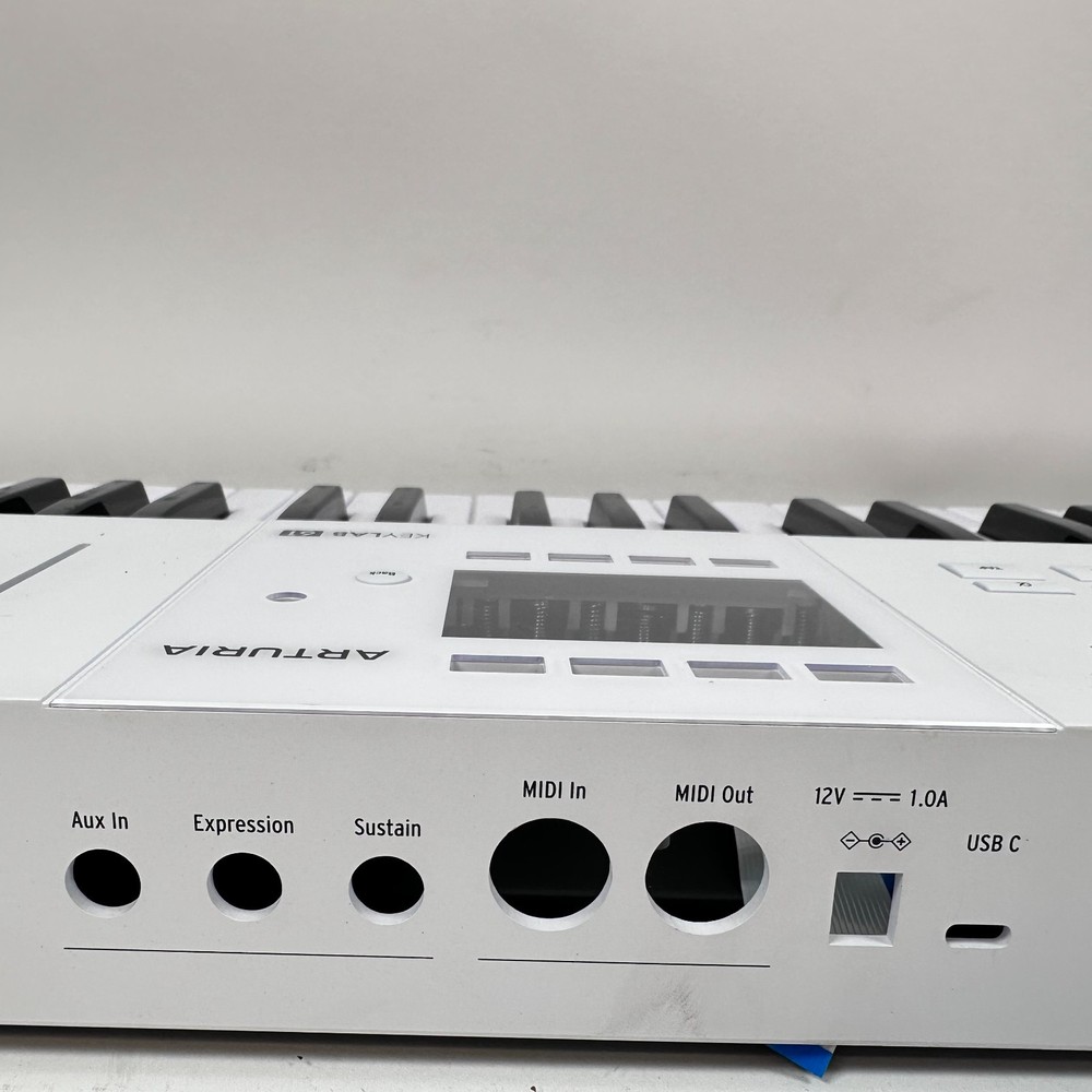 Arturia KeyLab 61 MIDI MK3 Keyboard Controller White; AS-IS