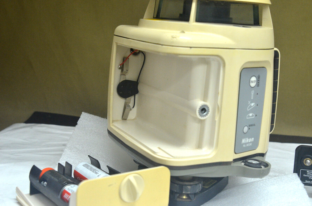 Nikon Laser Level-NL-300E (U-A)