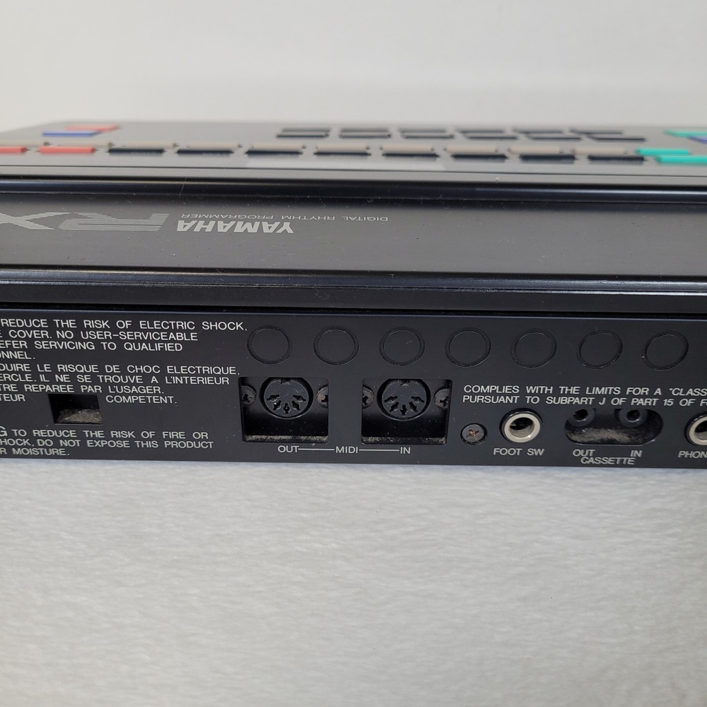 YAMAHA RX15 Digital Rhythm Programmer Drum Machine