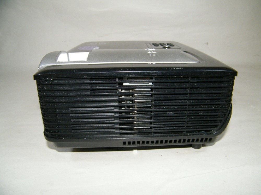 BENQ MP525P DLP PROJECTOR