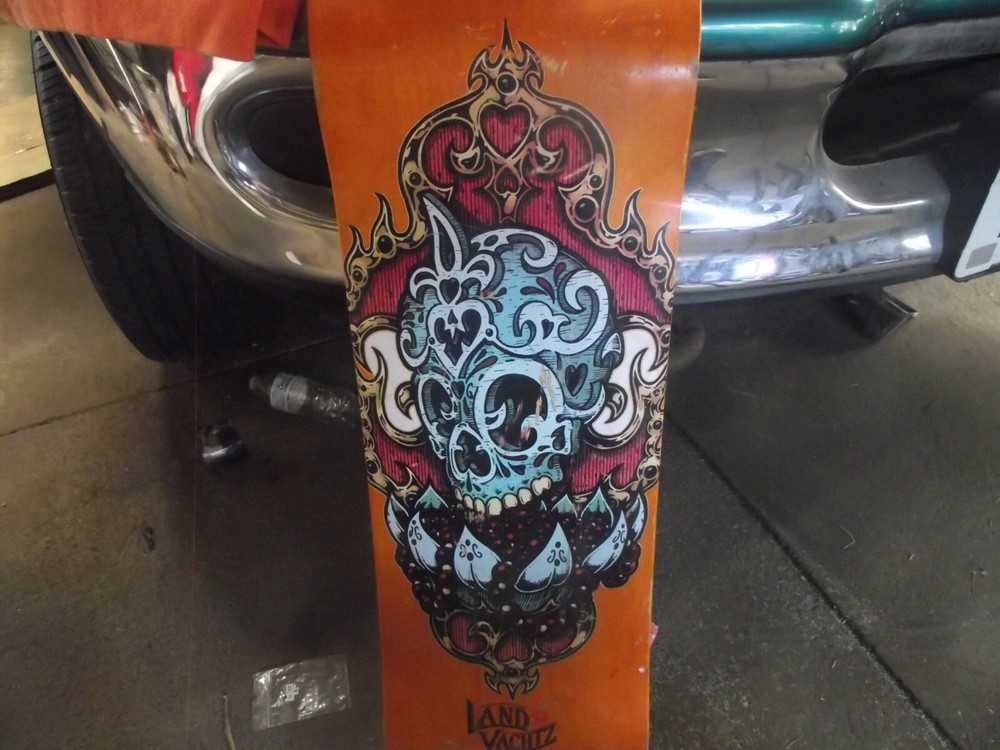 Landyatchz long board with wheels