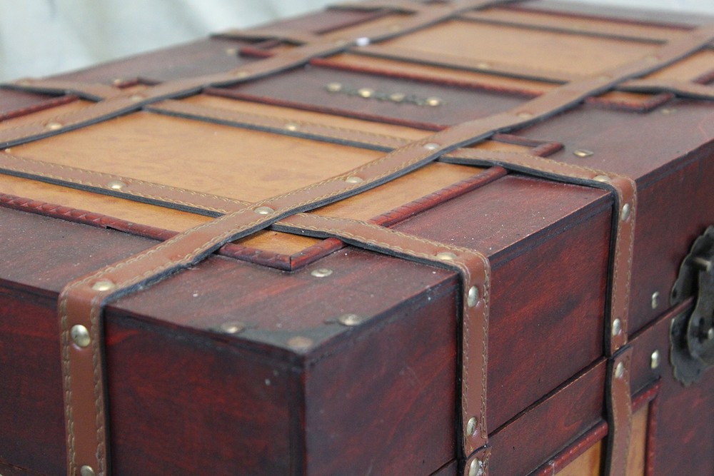 Large Antique Style Steamer Trunk, Decorative Storage Box