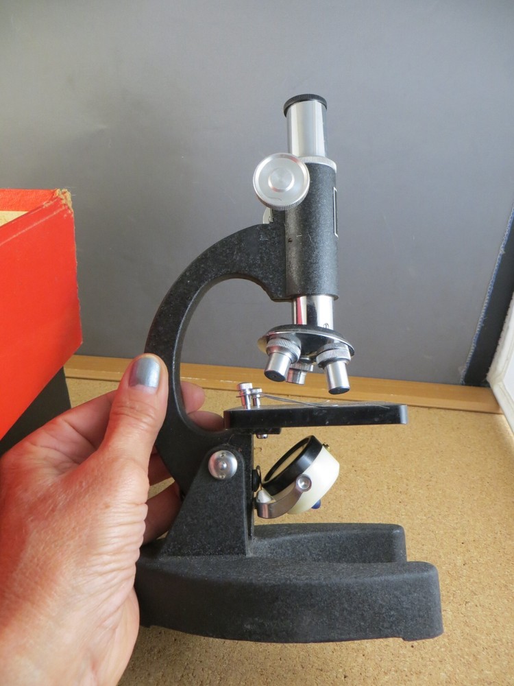 Vintage Microscope 100x 200x 300x In Original Box