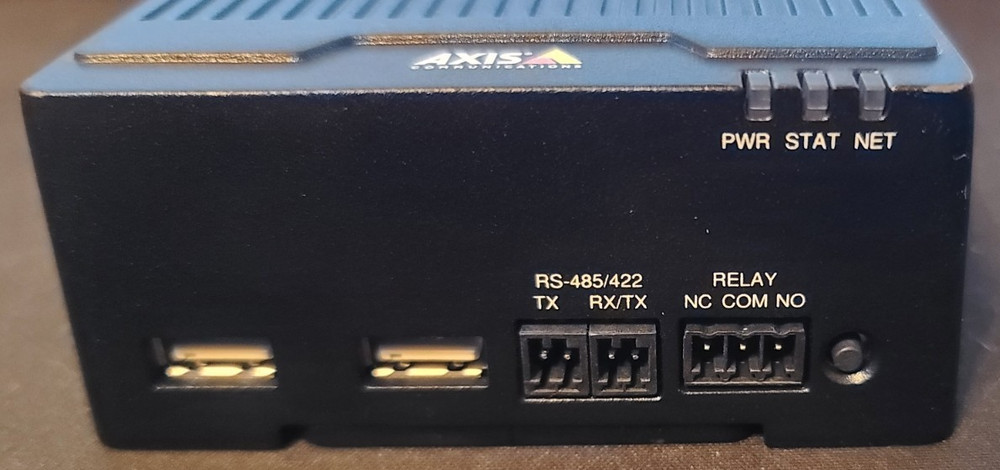 AXIS D3110 Connectivity Hub no power supply