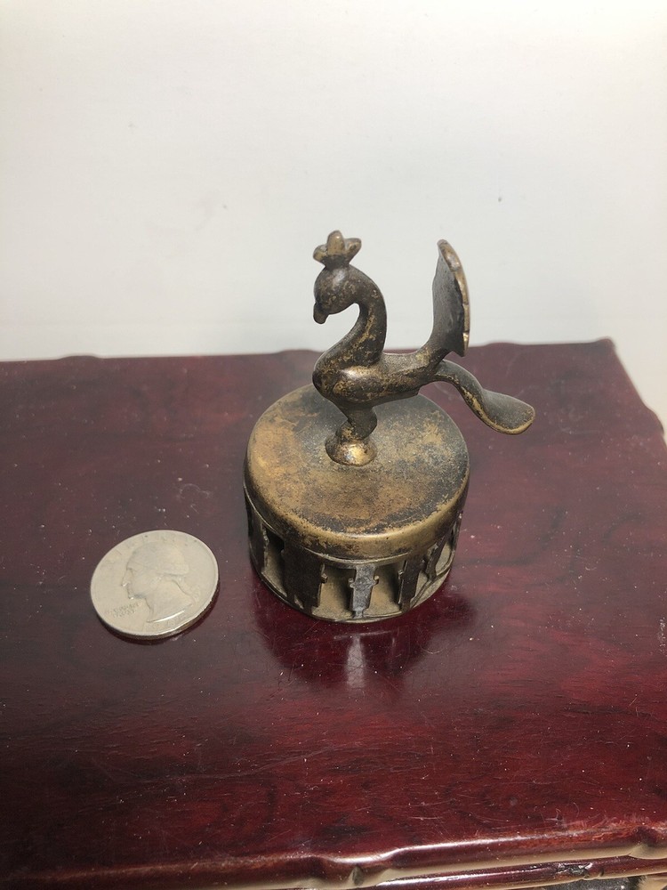 Antique Brass Design Bath Scrubber Original