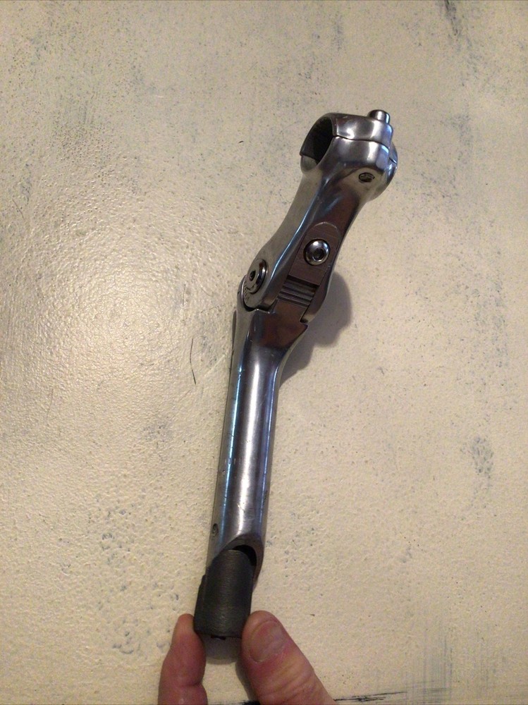 NL Insertion 25.4 2007. 12B