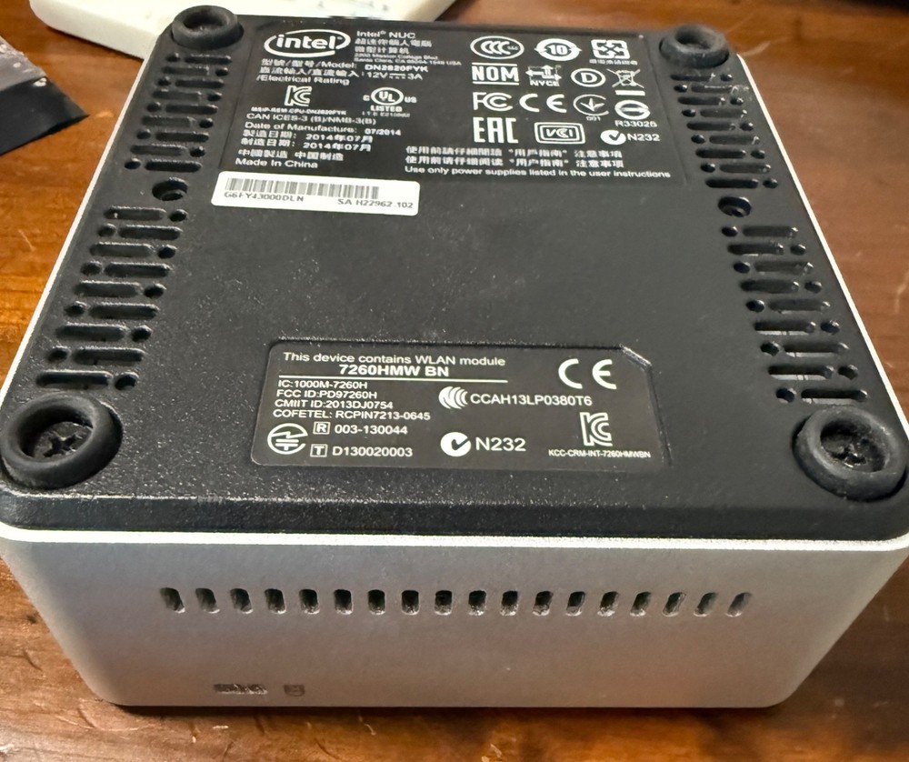 Intel NUC DN2820FYK True Intel NUC!