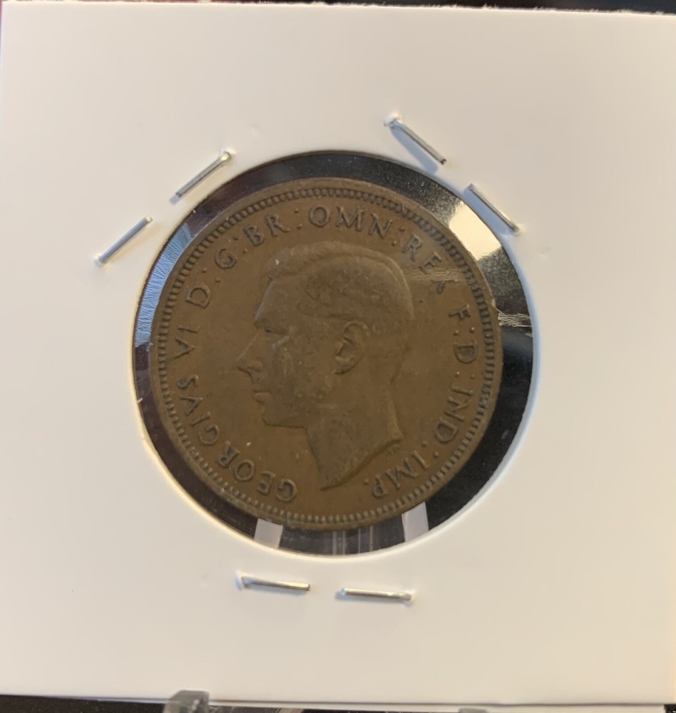 1947 Great Britain Half Penny Coin. Sharp Surface Details