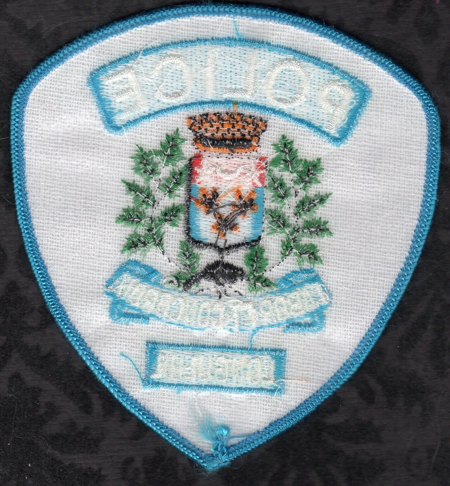 LONGUEUIL QUEBEC CANADA POLICE Shoulder Patch White/Blue