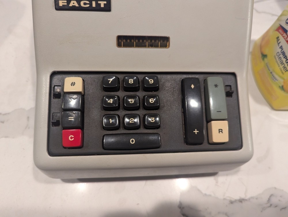 Vintage FACIT Model 1218 Electro Mechanical Calulator Adding Machine 1969 WORKS!