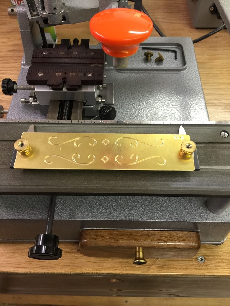 4 WAY SCROLL PATTERN SOLID BRASS ENGRAVING PLATE FOR NEW HERMES FONT