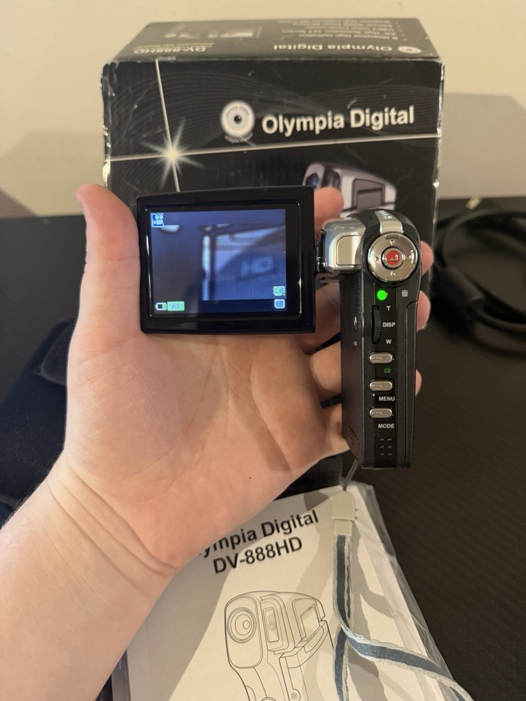Olympia Digital Camcorder - DV-888HD.