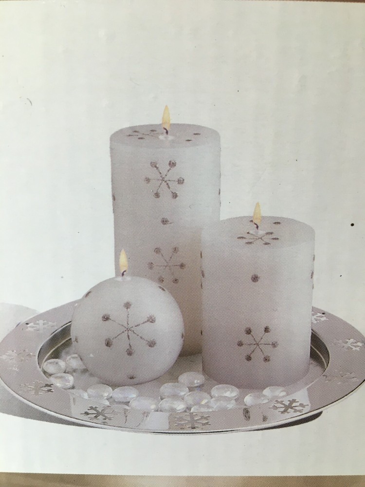 Holiday Time 3 Snowflake Candle Gift Set