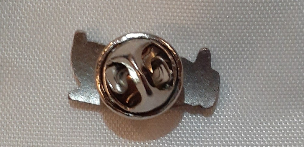 TRIJICON FIREARMS ACOG SCOPE ADVERTISEMENT PIN