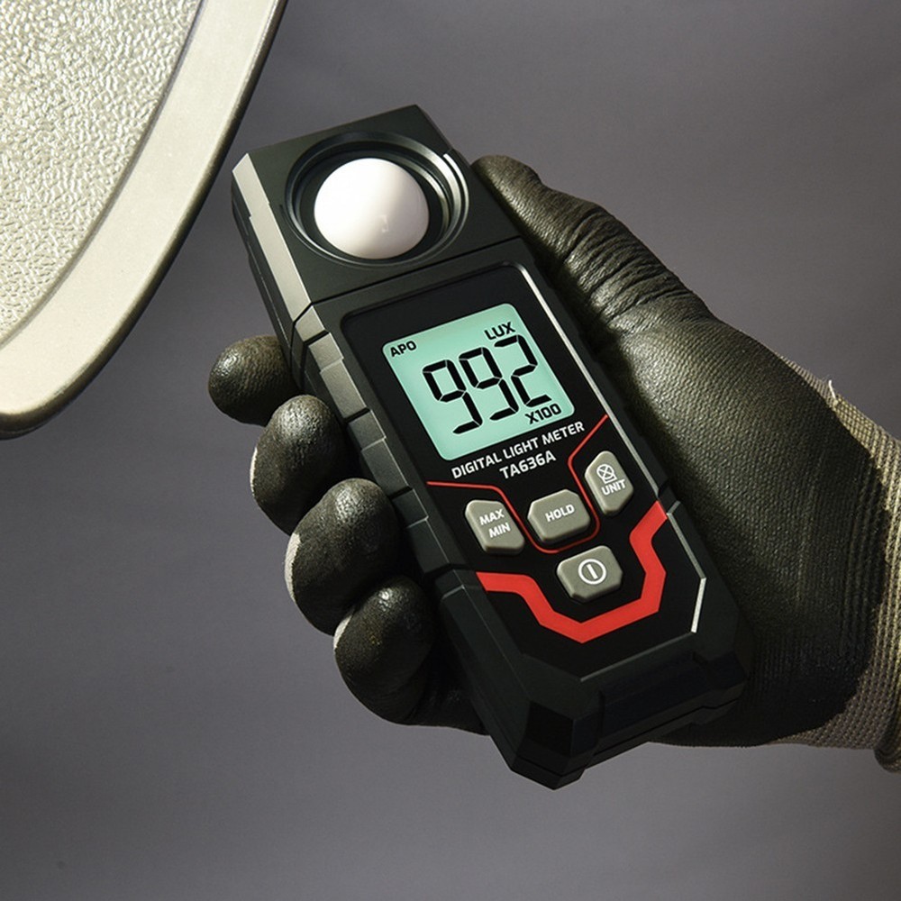 LCD Display Light Meter Designed for Flexibility in Various Applications