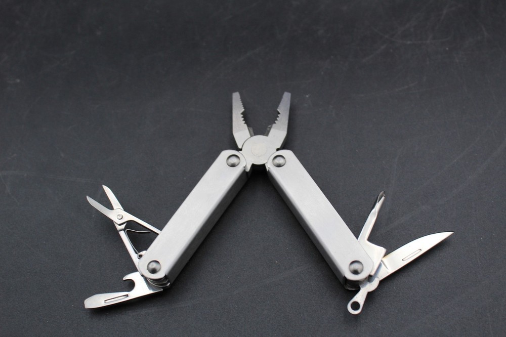 Stainless Mini-Tool Multi-Tool with pouch