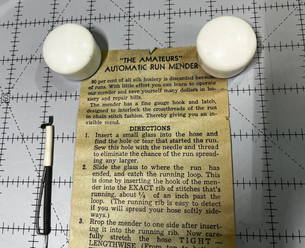 Vintage "The Amateurs" Automatic Run Mender