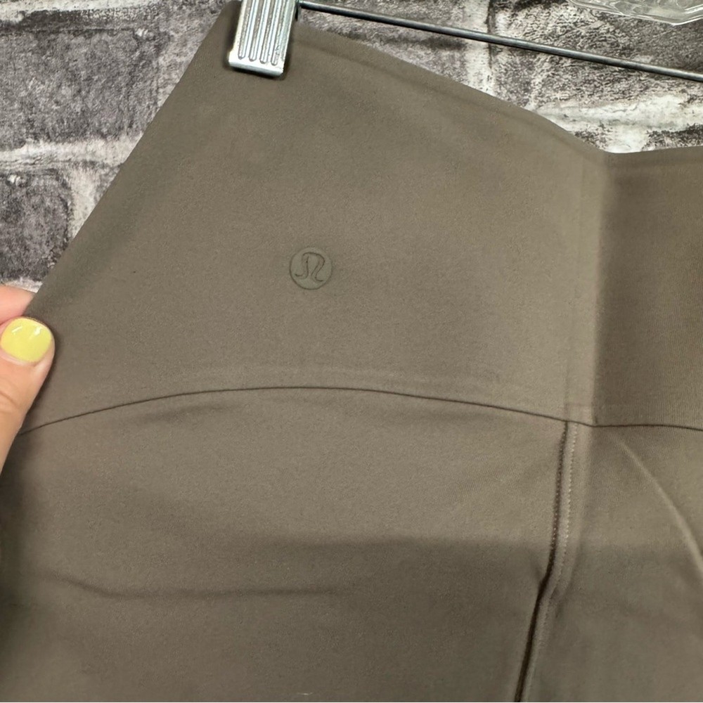 Lululemon Smooth Fit Pull On High Rise Pant light brown SIZE 0