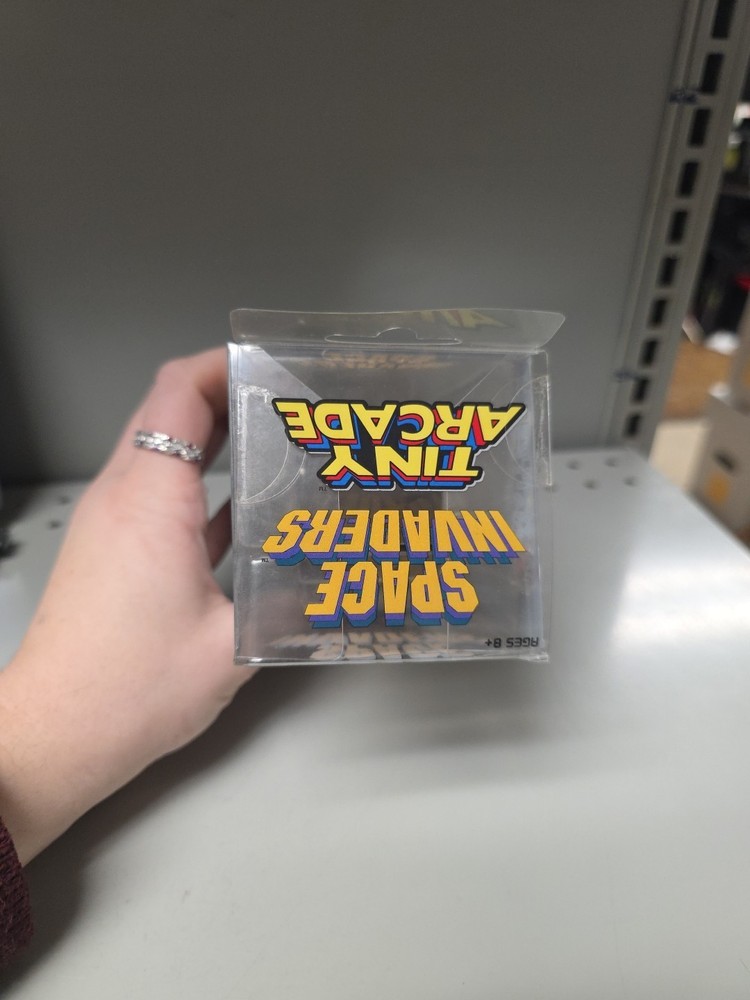 2017 Worlds Smallest Tiny Arcade Space Invaders Miniature Game WORKS