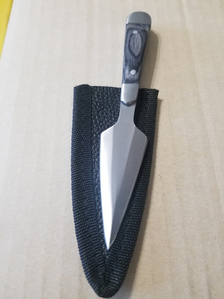 Small Bosom Dagger