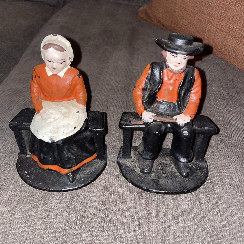 Cast Iron amish couple book ends