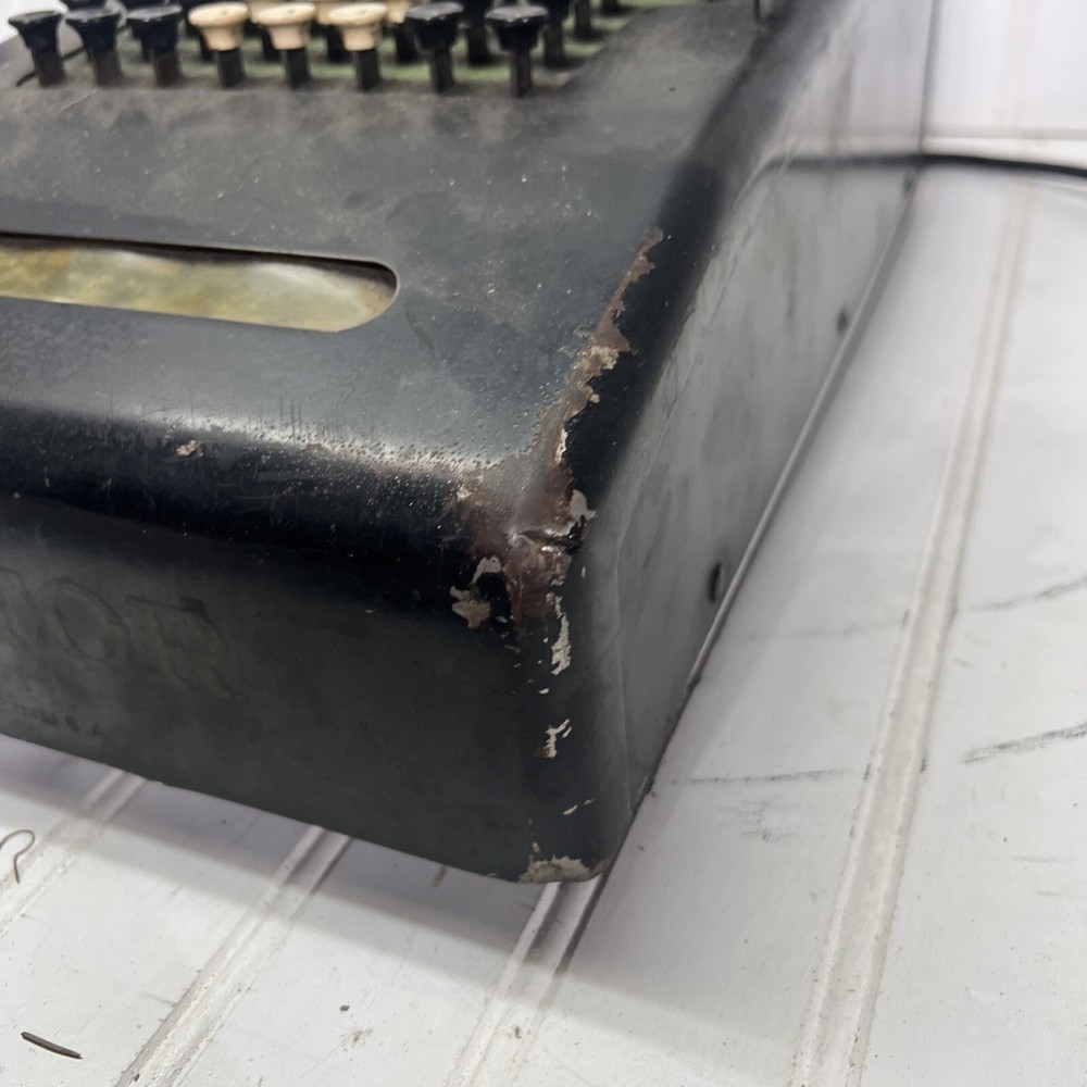 Vintage Model W Electric Victor Adding Machine Untested Display