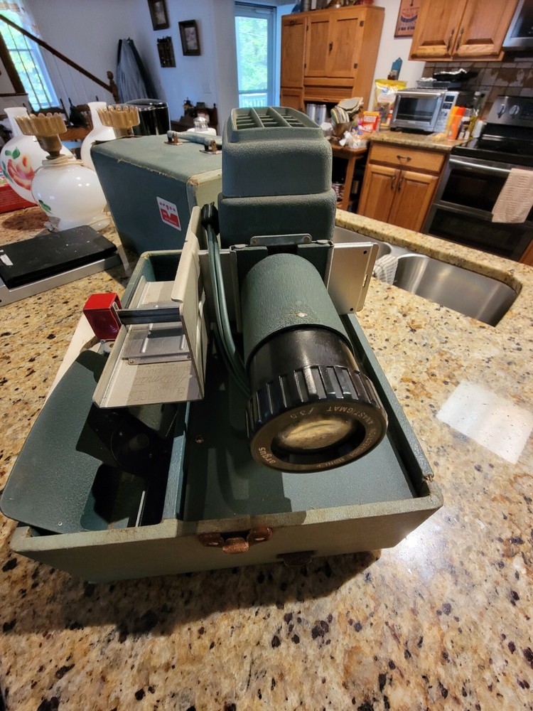 Vintage Argus 300 Automatic Slide Projector
