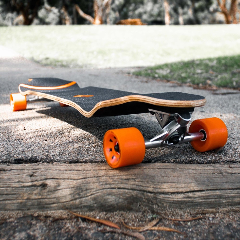 41Inch Drop Deck Longboard for Smooth Rides and Easy Tricks