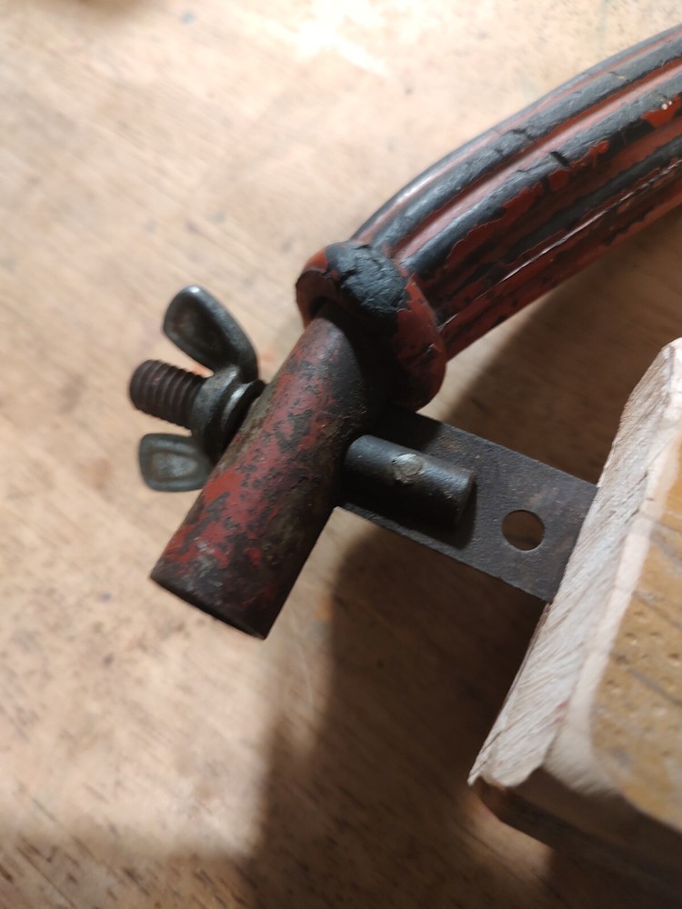 Craftsman T593 bow saw with blade guard