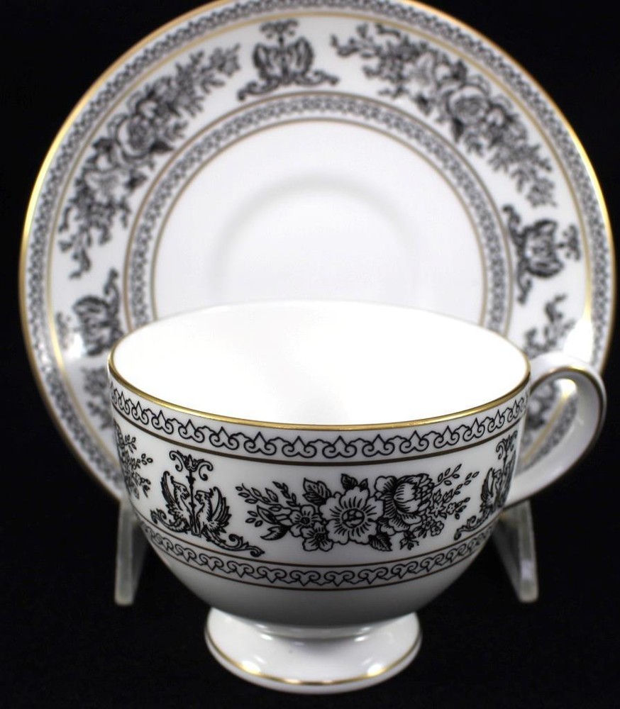 Wedgwood Columbia Black Five Piece Place Setting
