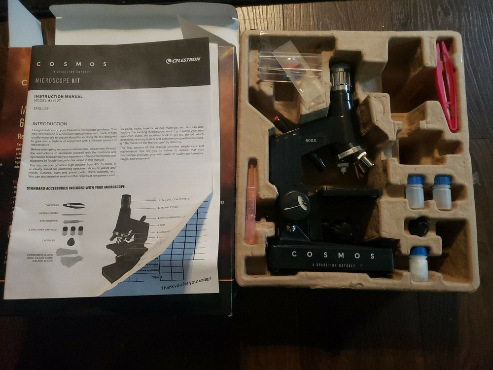 Celestron Cosmos Microscope Kit 600x Power - opened box never used