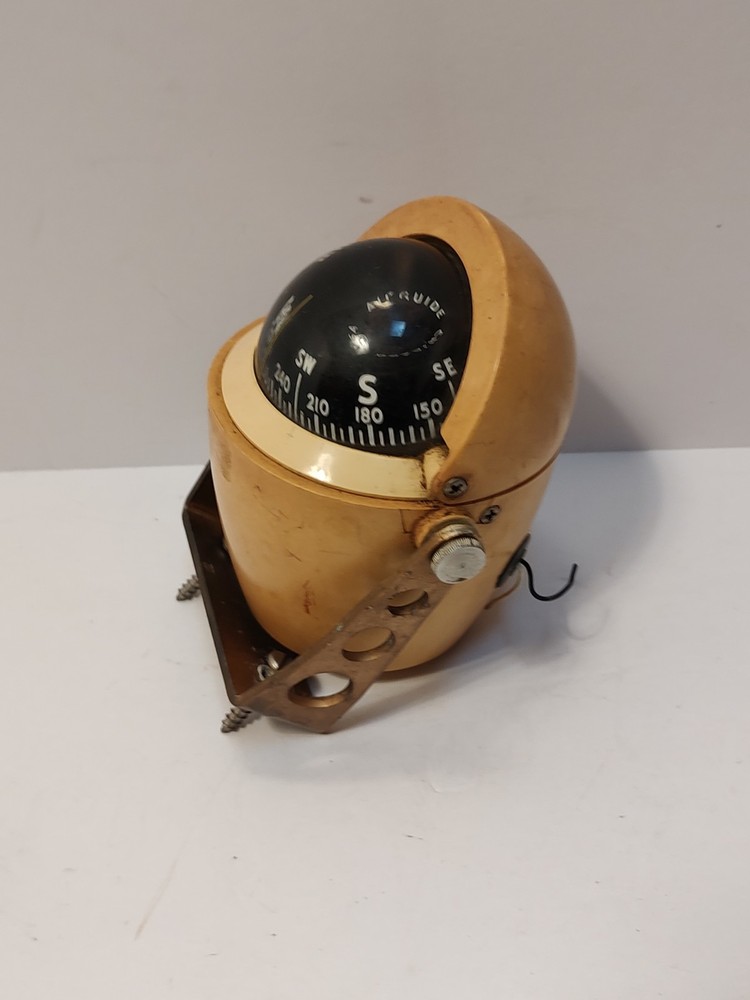Vintage AIRGUIDE Mountable Compass Chicago