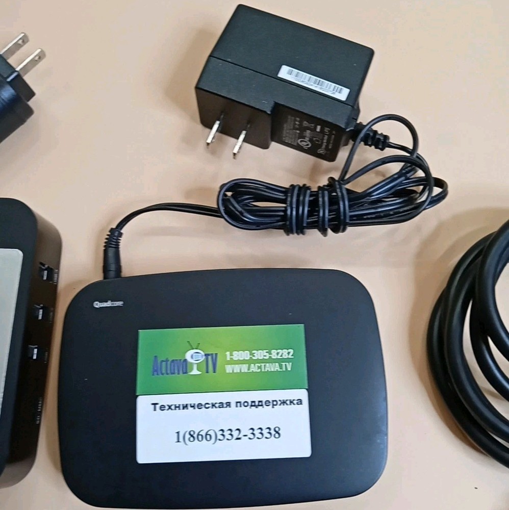 🤩. Two Smart TV Boxes One HDMI Cable