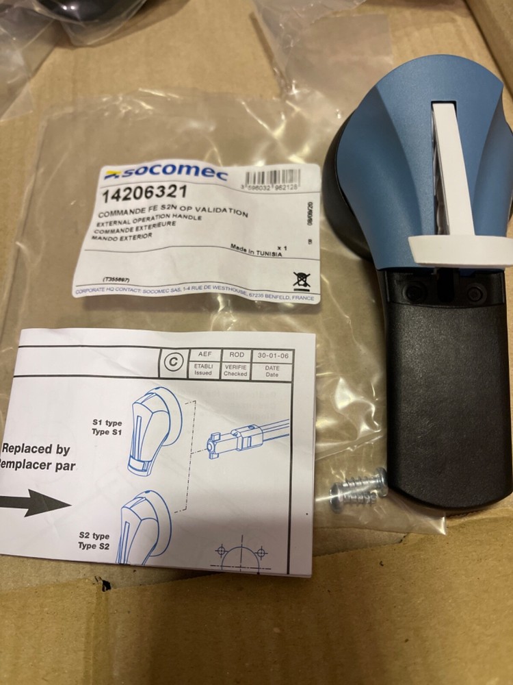NEW Socomec Switch External Operation Handle 14206321 S2 142F211