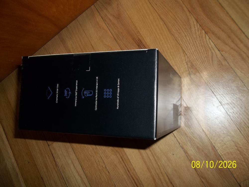 Samsung Gear VR Black Smartphone Virtual Reality Headset With Oculus Controller