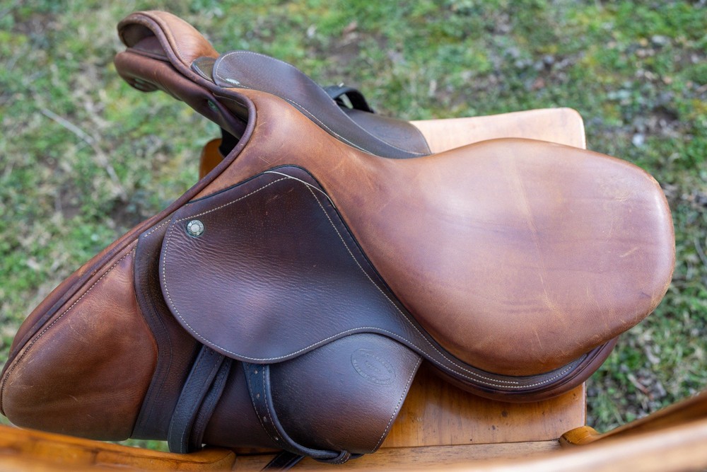 17" Devoucoux Biarritz Saddle Calf with D3D panels