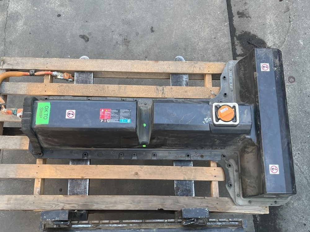 2017 CHEVROLET VOLT HYBRID BATTERY