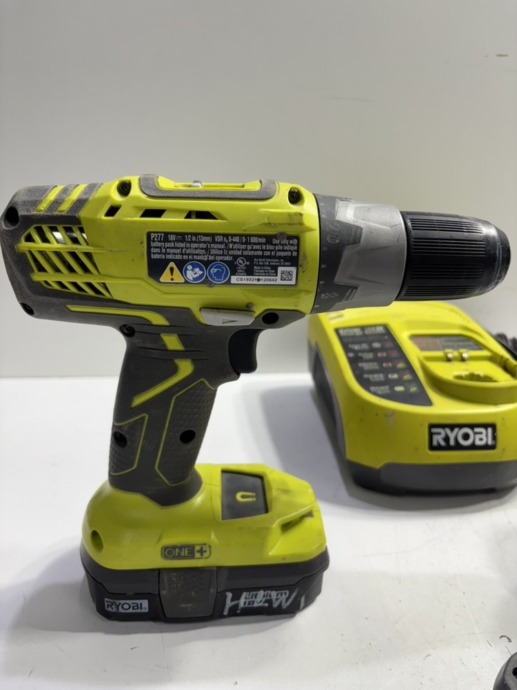 RYOBI TOOLS COMBO TOOL SET (P11029019)