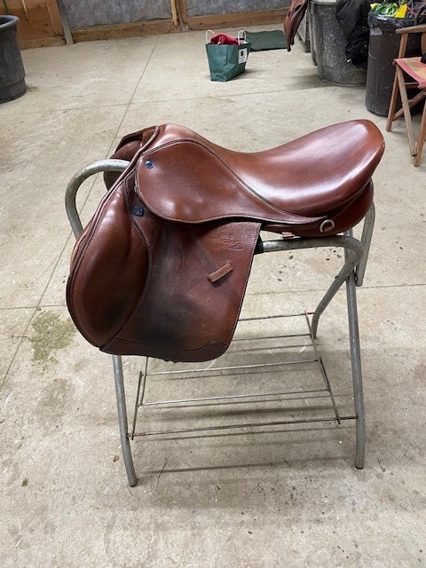 Stubben Ascend English Saddle