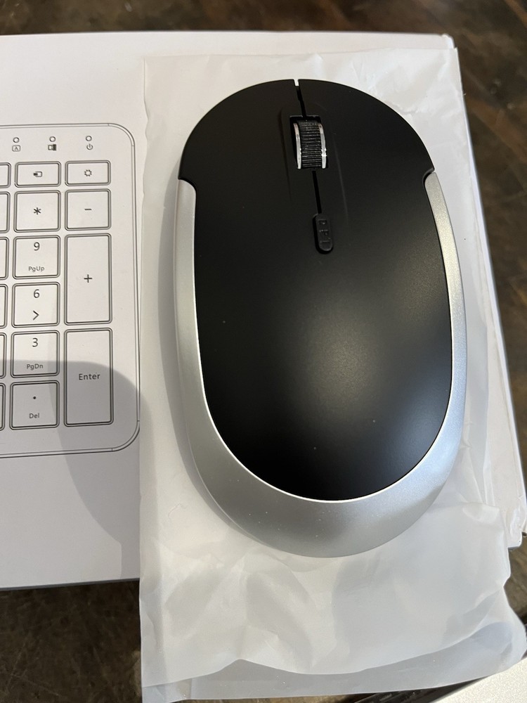 Seenda 2.4G Wireless Keyboard and Mouse Model: SK38
